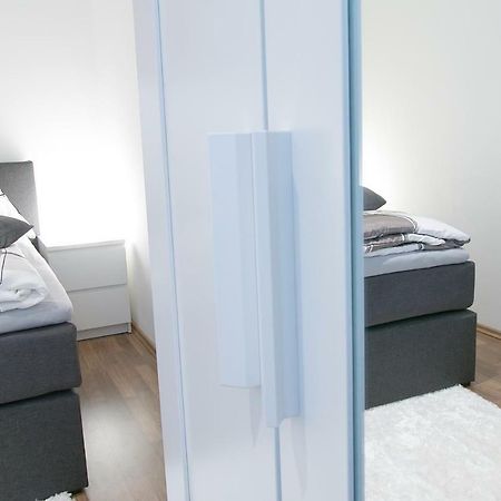 Laguna Apartment Wenen Buitenkant foto